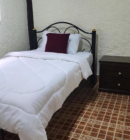 Cozy Nest Cnx Vandrarhem Chiang Mai Exteriör bild