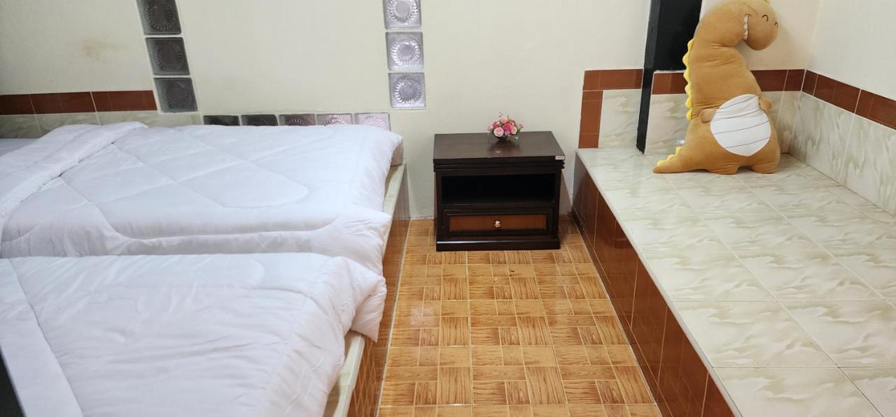 Cozy Nest Cnx Vandrarhem Chiang Mai Exteriör bild
